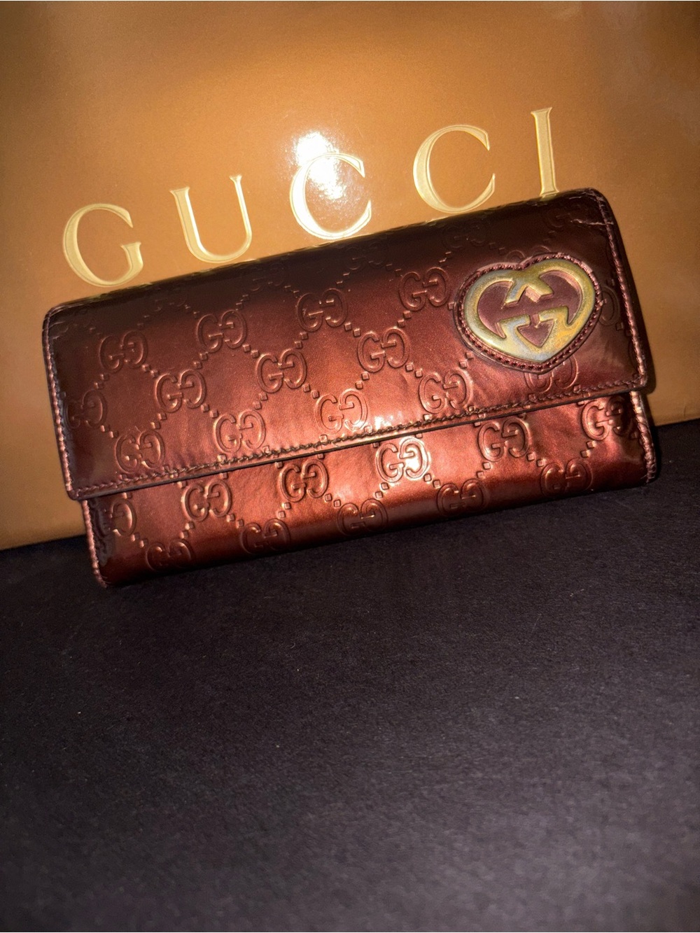 Gucci Shiny Guccissima Lovely Heart Continental Wallet Scarlatto